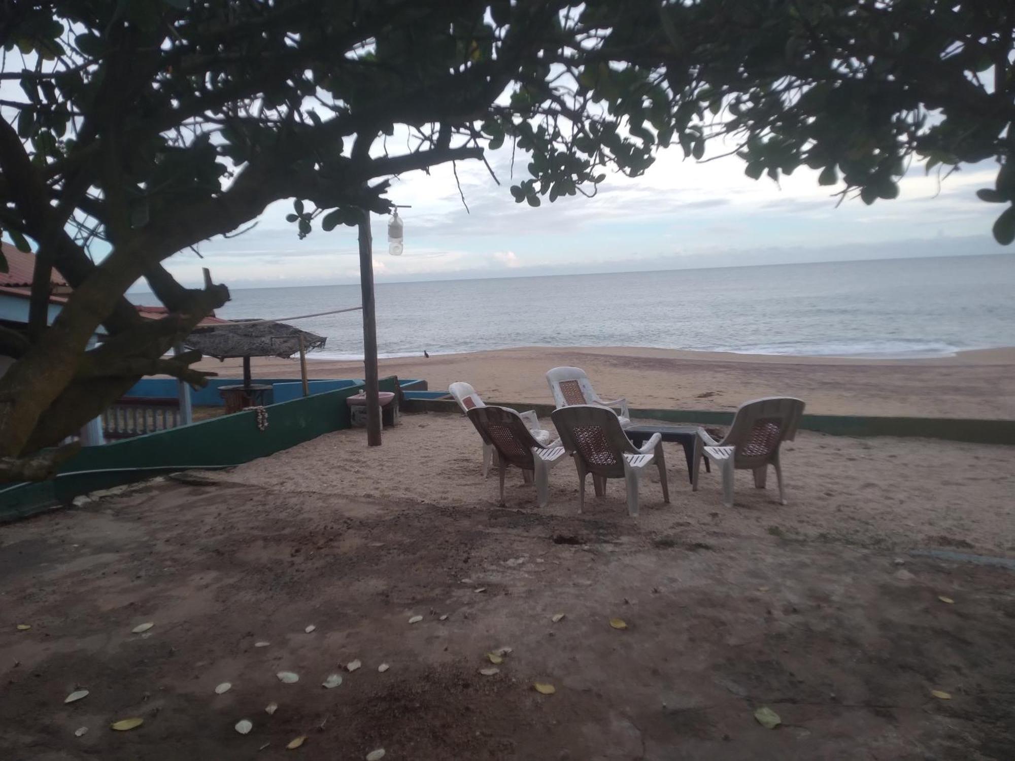 Happy Beach Cabana Hambantota Exterior foto
