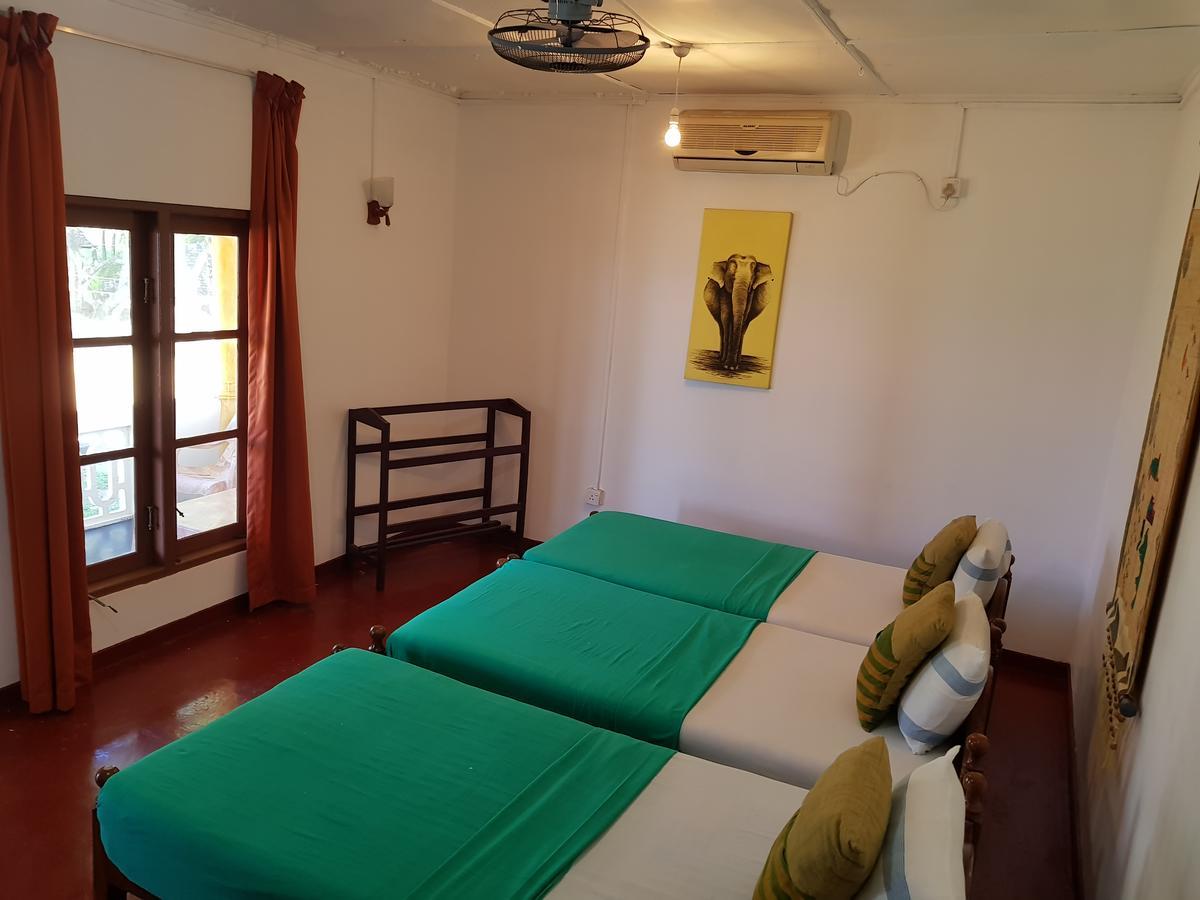 Happy Beach Cabana Hambantota Exterior foto